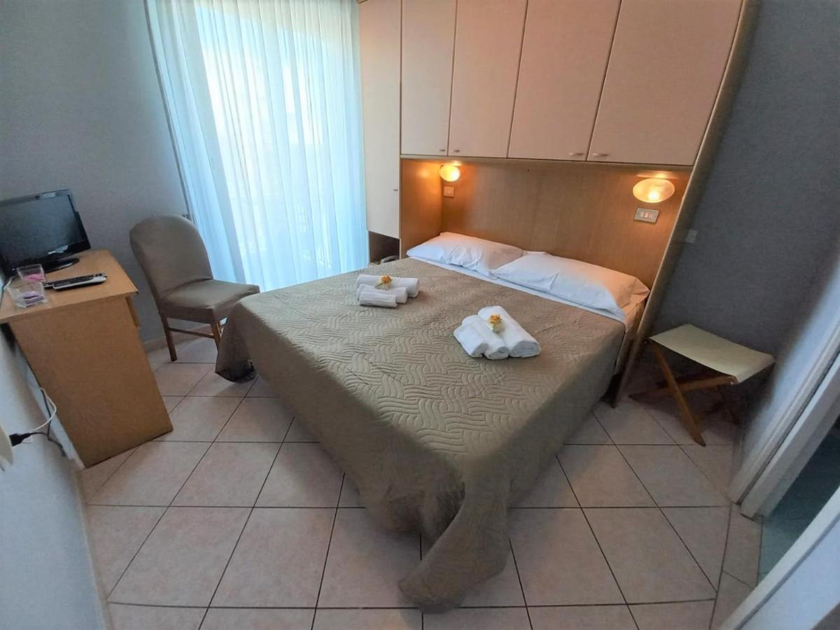 Hotel Venere Rimini Extérieur photo