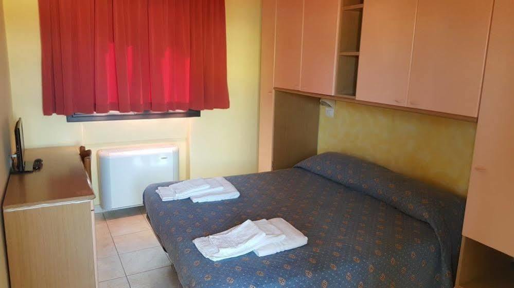 Hotel Venere Rimini Extérieur photo