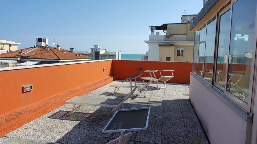 Hotel Venere Rimini Extérieur photo