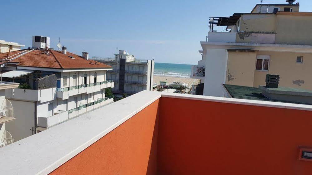 Hotel Venere Rimini Extérieur photo